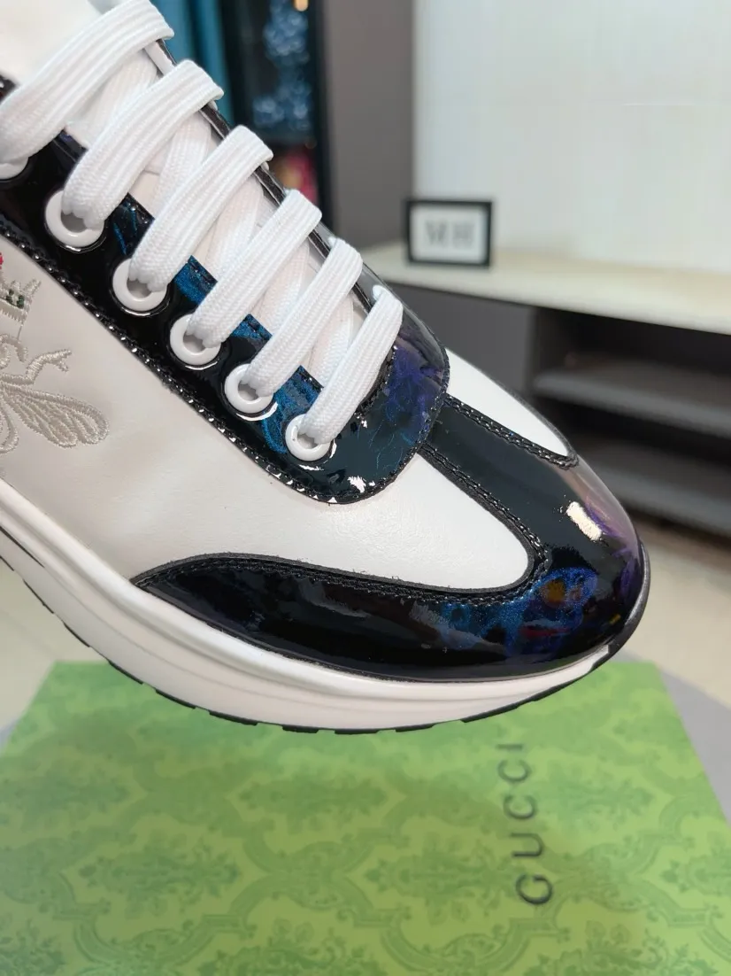 Factory price 420🌹🌹GUCCI [Gucci] New high-end brand of men's shoes, the latest fashionable casual men's shoes, trendy and versatile, relaxed and sporty style, uppers imported from Italy, first-layer cowhide, genuine leather lining and ultra-fine workmanship. Original personalized fashionable rubber wear-resistant outsole, light and comfortable on the foot, size 38-44